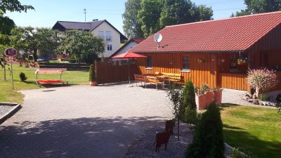 probstbauer-holzhaus-ferienhaus-aussenansicht-400